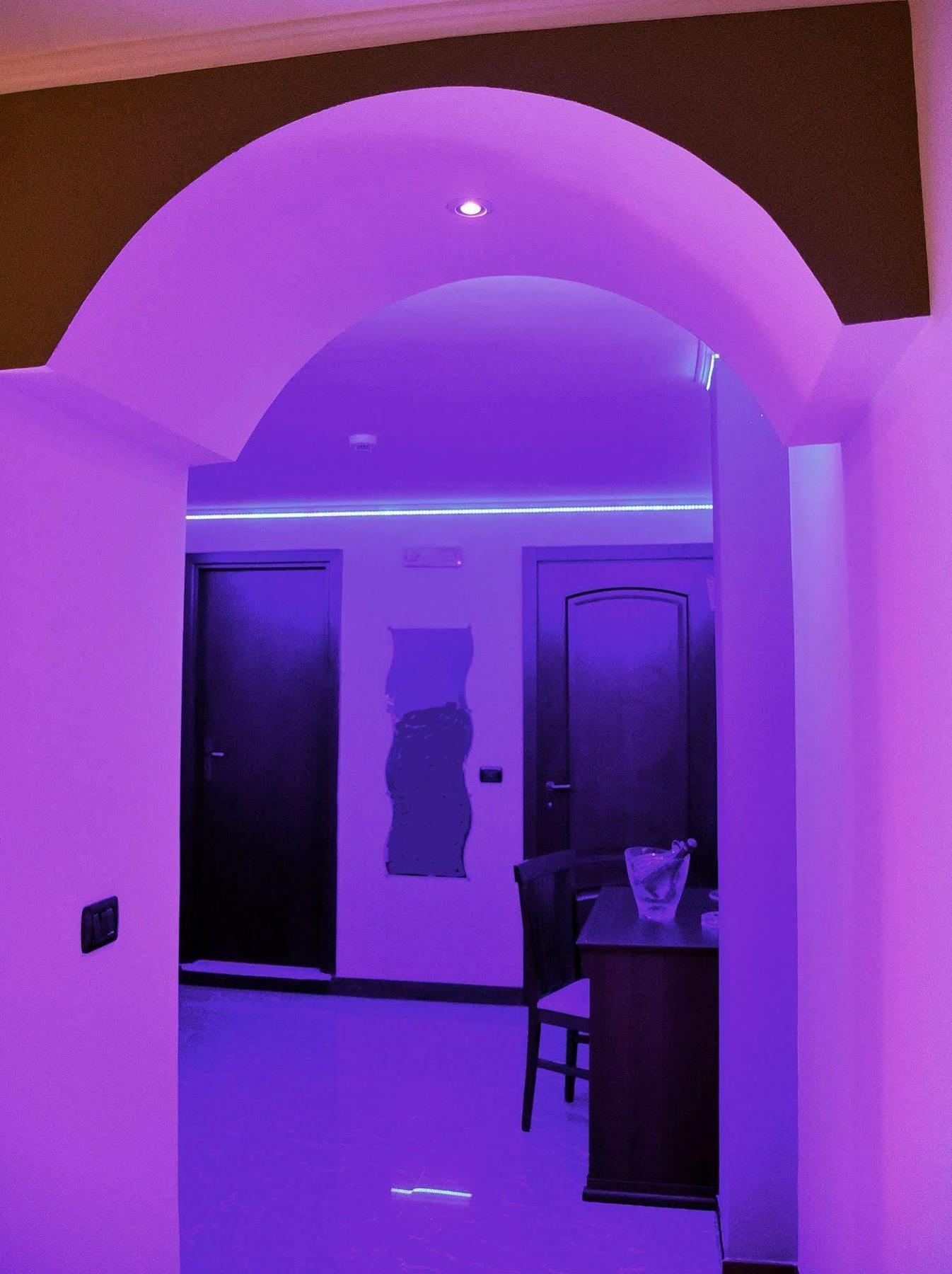 Joy Hotel 3*
