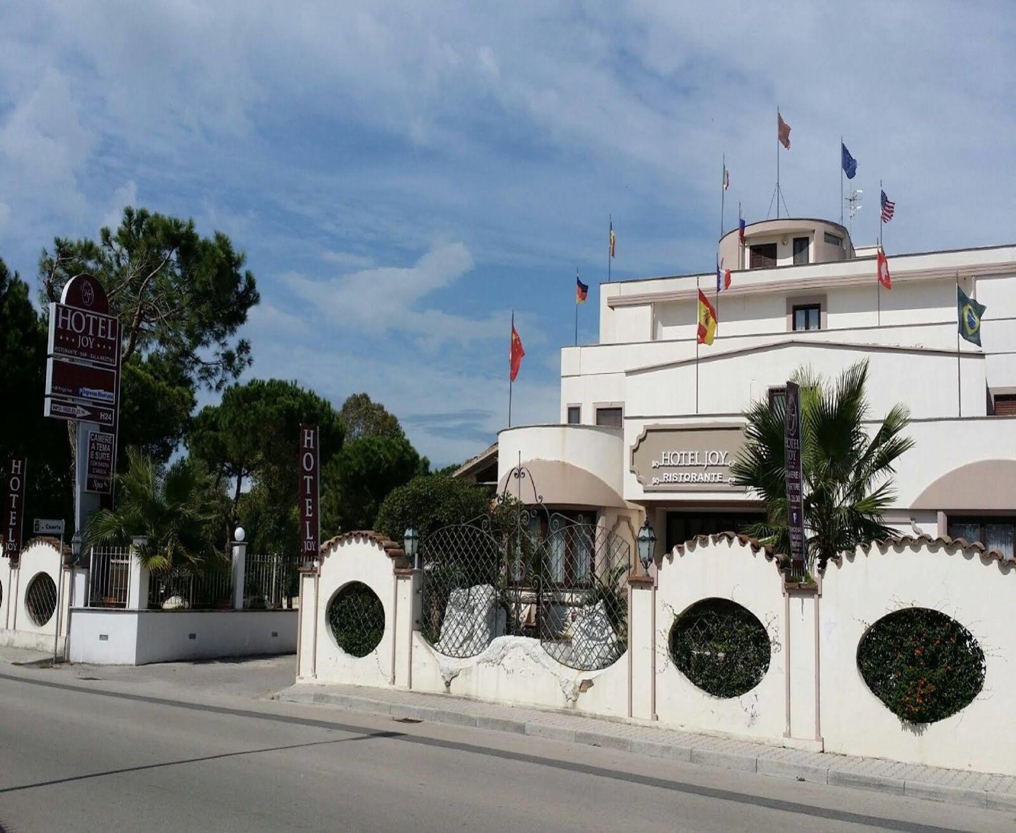 Joy 3* Castel Volturno